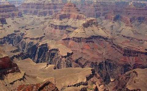 Gorge in the river-erosion lab — a TERMS crop, not the glossary plate and not the lab cover.