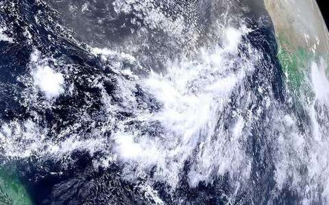 ITCZ in the three-cell lab — a TERMS crop, not the glossary plate and not the lab cover.