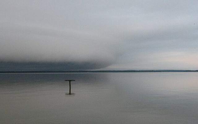 midlatitude cyclone in the tropical-cyclone lab — a TERMS crop, not the glossary plate and not the lab cover.