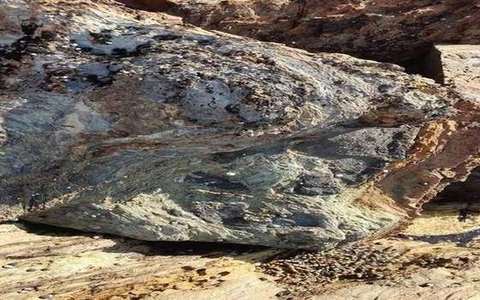 basalt in the volcanoes lab — a TERMS crop, not the glossary plate and not the lab cover.